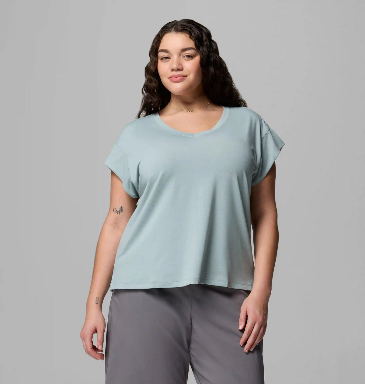 Women's Daniela Falls V-Neck Short Sleeve Tee - Plus Size