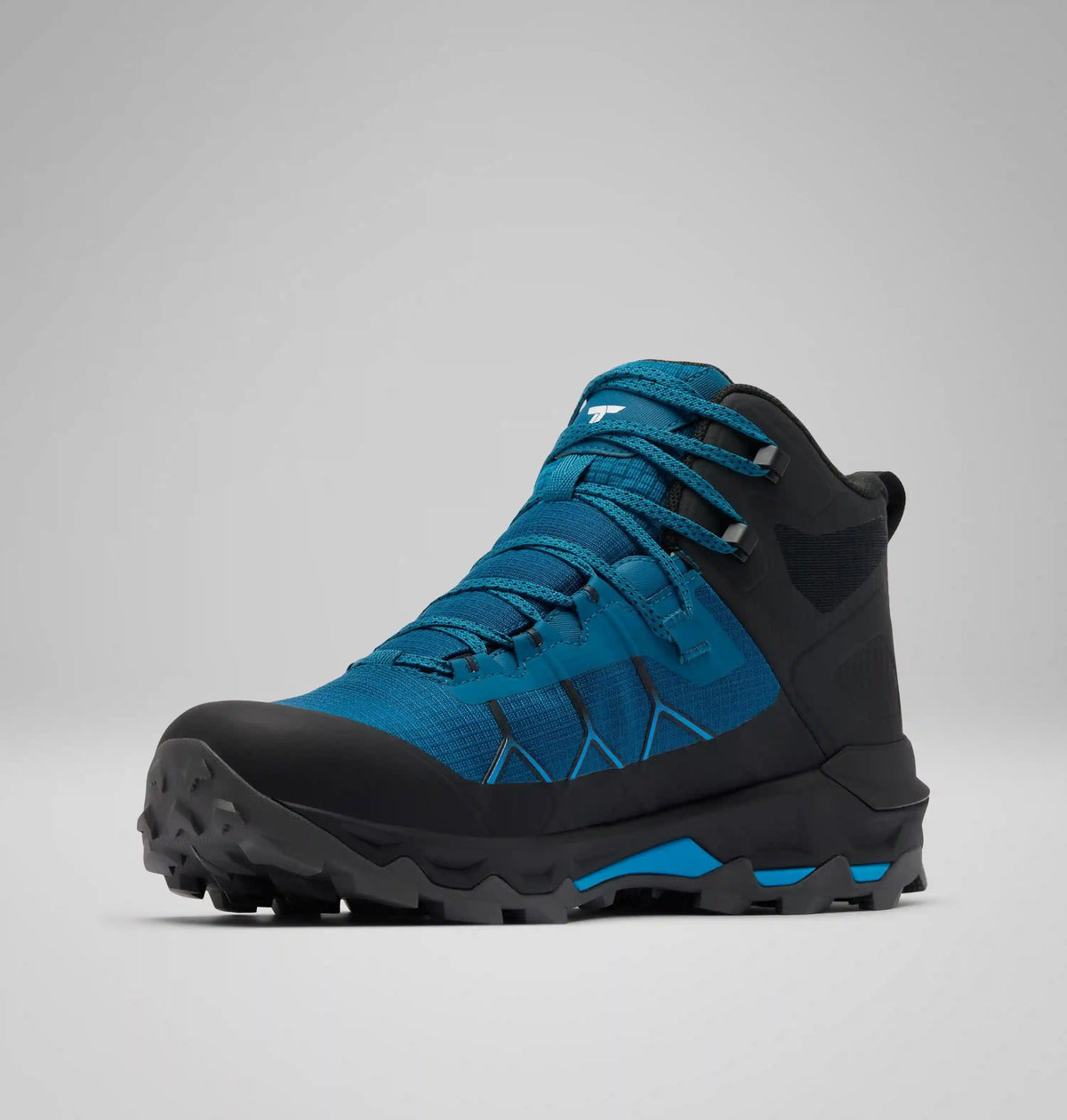 Men's Peakfreak Titanium OutDry Mid Shoe