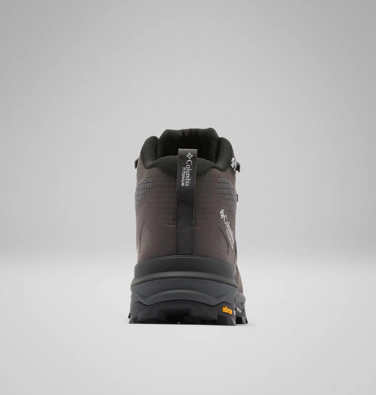 Men's Peakfreak Titanium OutDry Mid Shoe - Wide