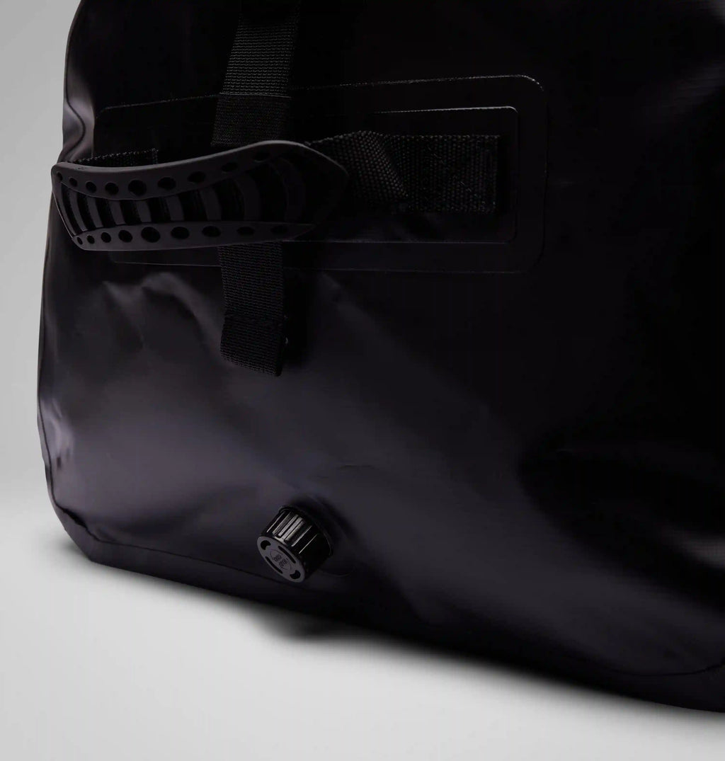 PFG Snug Corner 80L Duffel